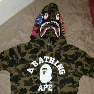 A Bathing Ape 1st Camo Pullover Hoodie Size S